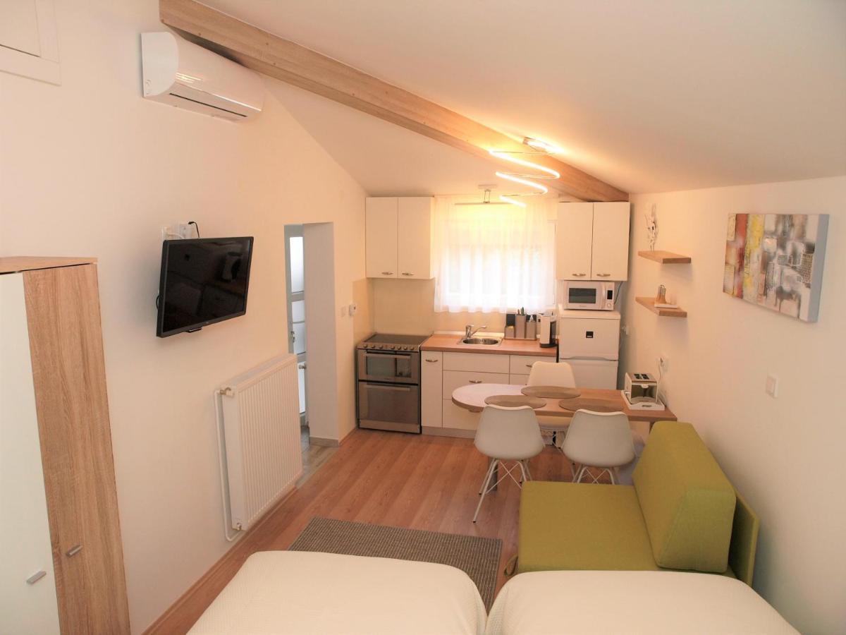 Cozy Studio Apartment Tian In Zagreb Buitenkant foto