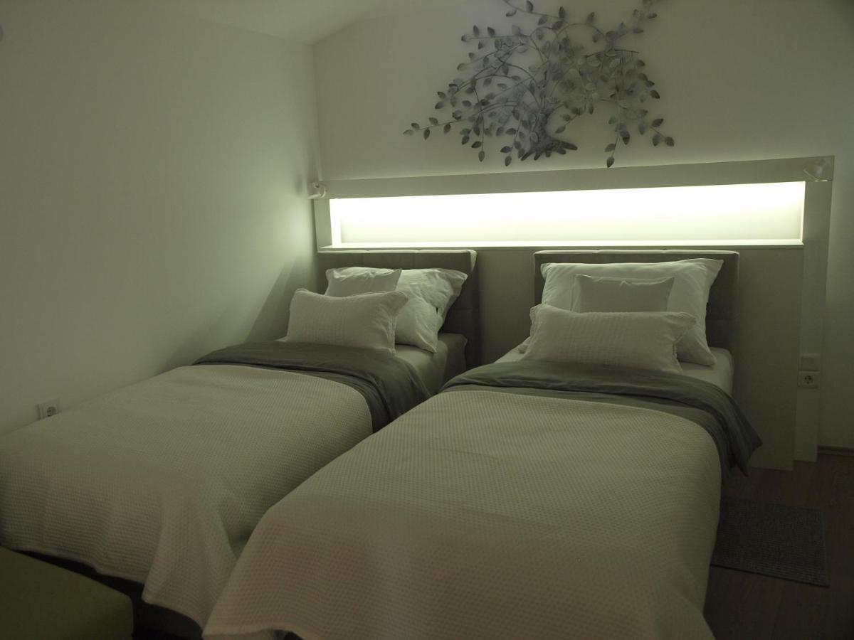 Cozy Studio Apartment Tian In Zagreb Buitenkant foto